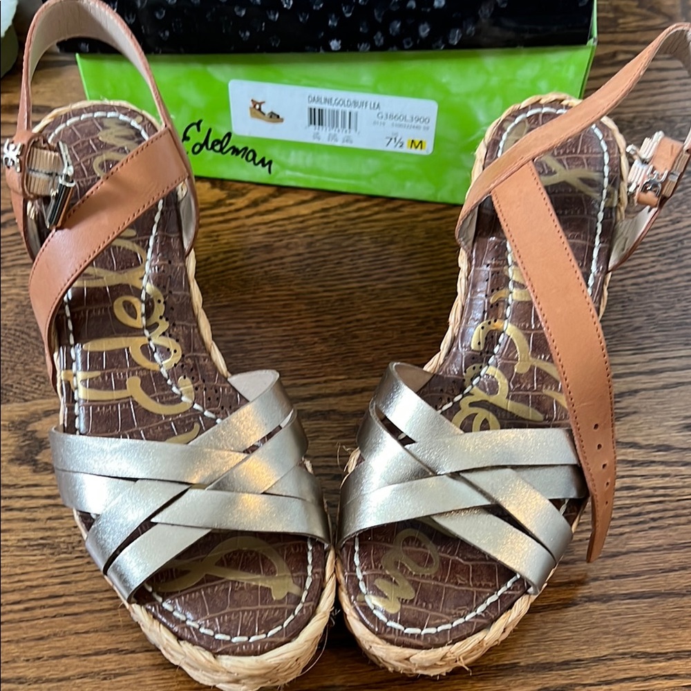 Sam Edelman Women's Gold and Tan Sandals
